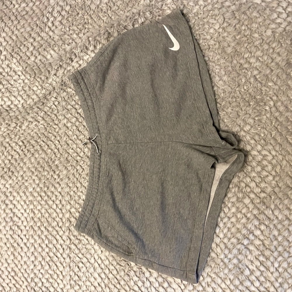 Nike athletic/lounge shorts
